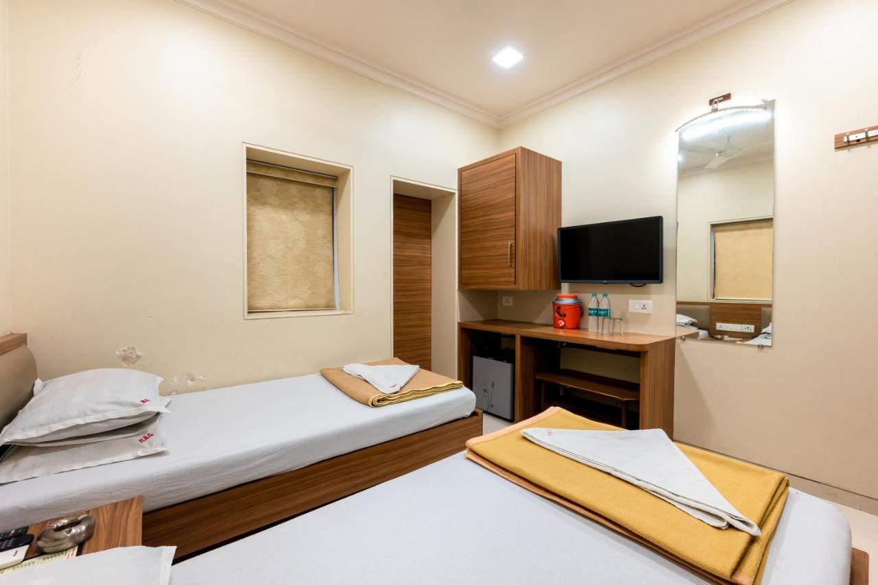 Hotel Balwas Mumbai Ngoại thất bức ảnh